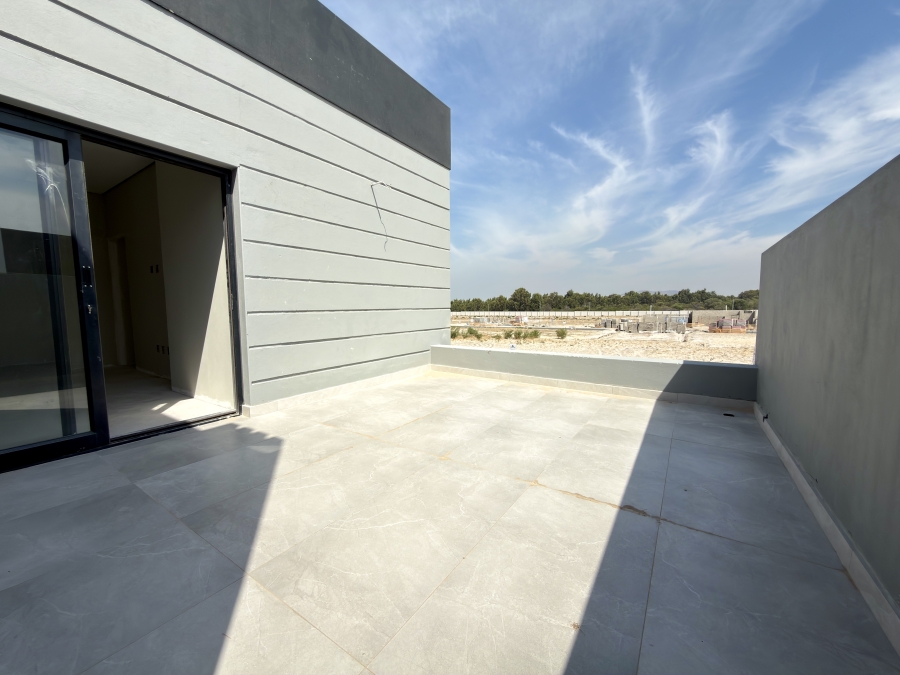 4 Bedroom Property for Sale in Sandown Western Cape